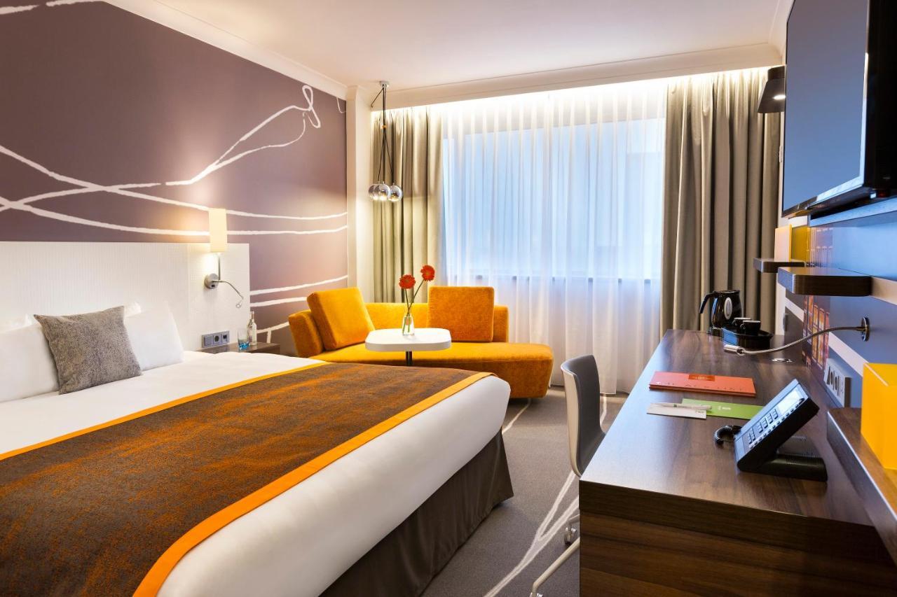 Holiday Inn Amsterdam Rum bild