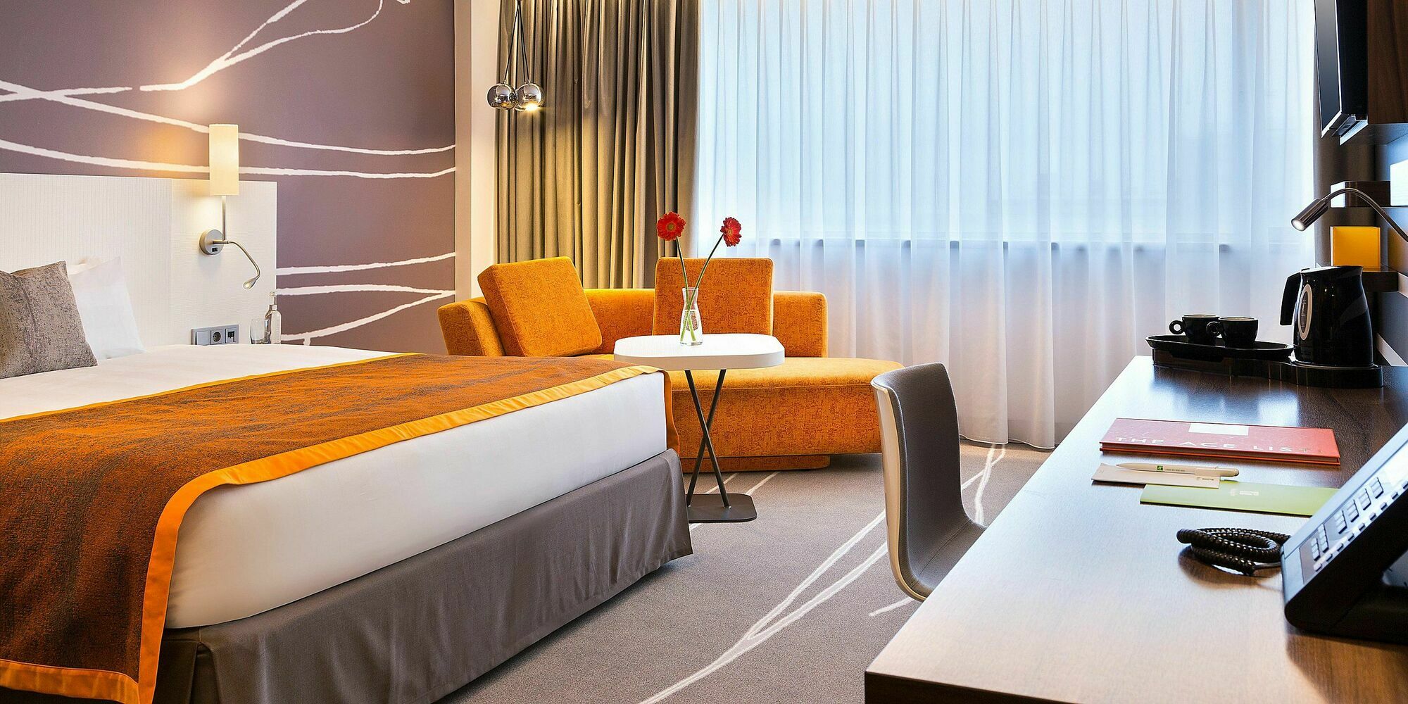Holiday Inn Amsterdam Rum bild