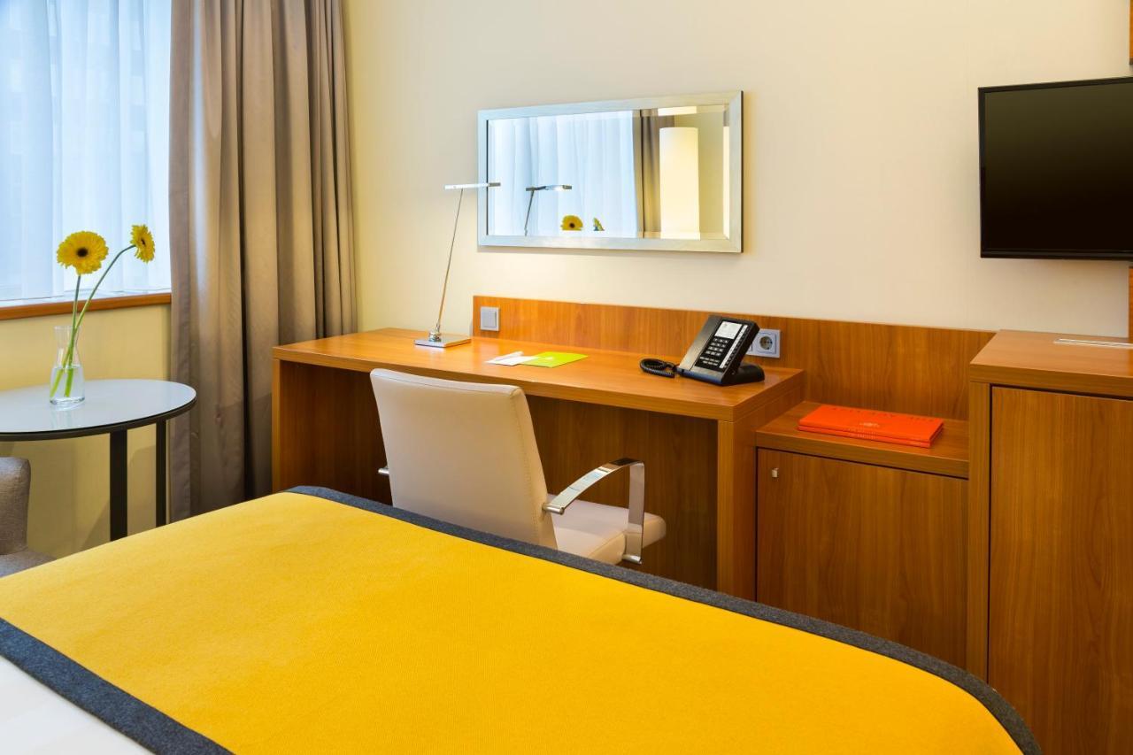 Holiday Inn Amsterdam Exteriör bild